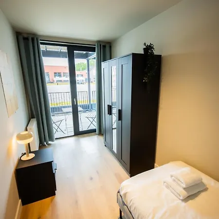 Balanced 3 Bedroom Serviced 68m2 公寓 鹿特丹